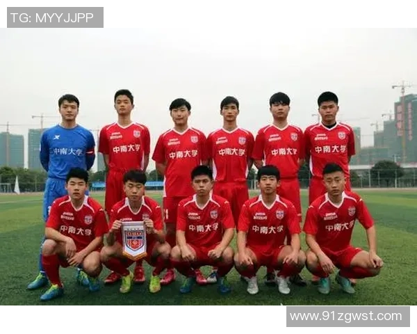 南京足球队心理素质排名第八展现团队韧性与拼搏精神 南京足球队心理素质排名第八展现团队韧性与拼搏精神