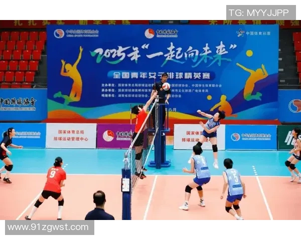 武汉排球队的团队协作揭秘：排球巨献背后的默契与拼搏精神